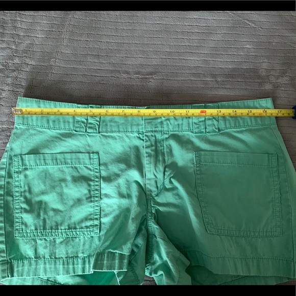 ✨3 for $25✨ Green Old Navy shorts - Picture 5 of 6